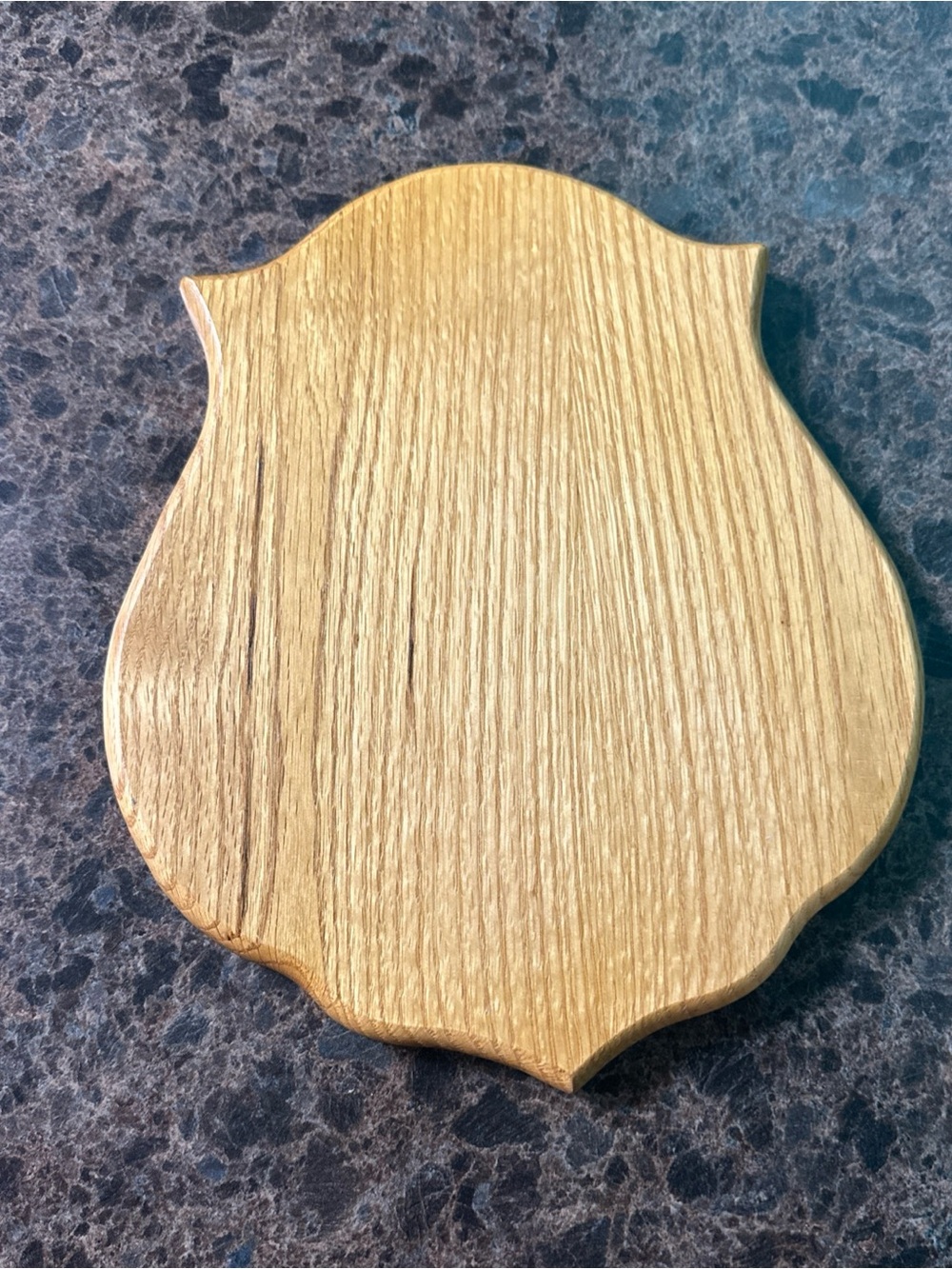 Oak Wood Shield-Shaped Wall Plaque Decor Deer Mount Rustic Lodge Taxidermy